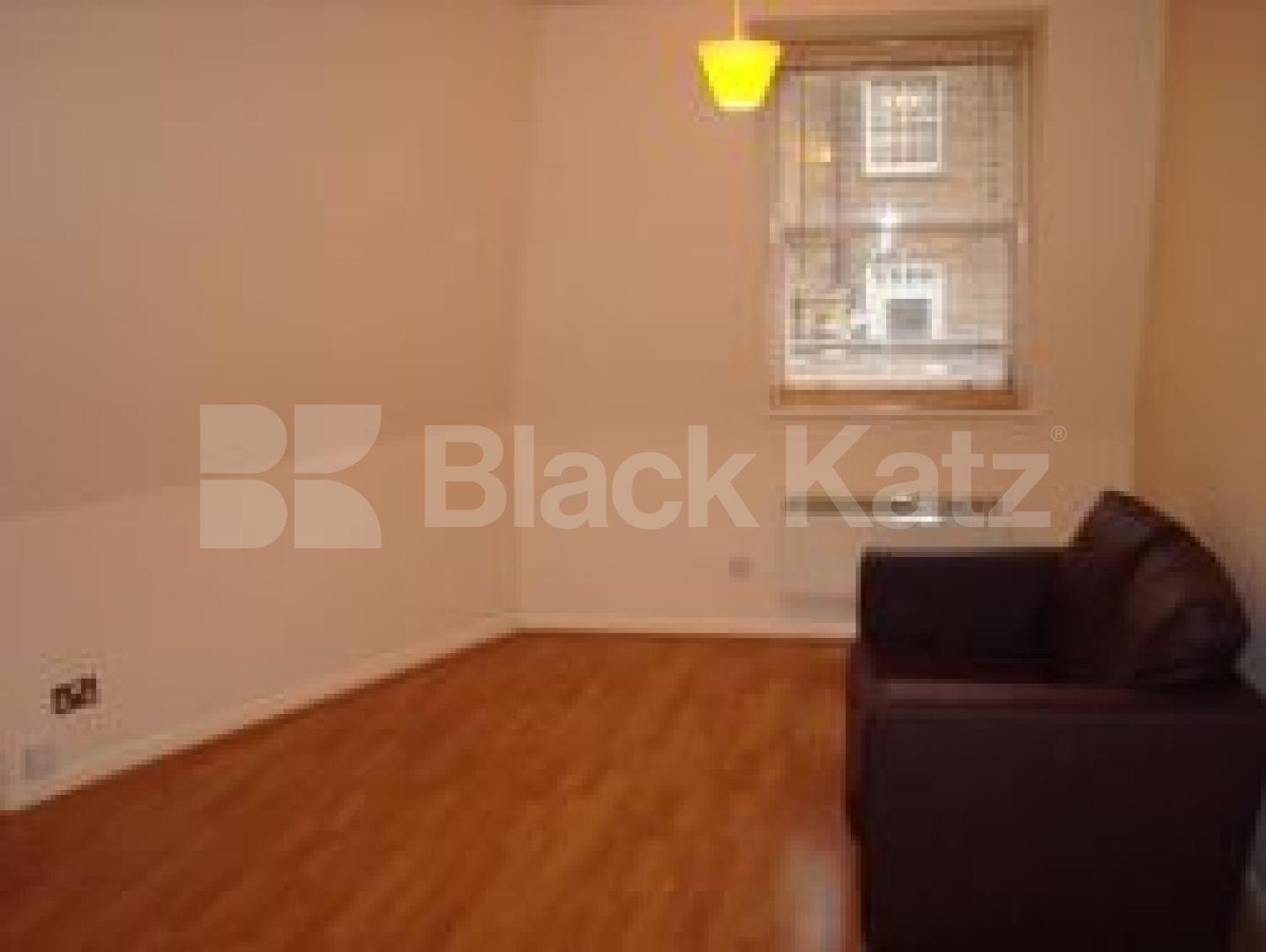 			2 Bedroom, 1 bath, 1 reception Flat			 Cleveland Street, WARREN STREET W1T